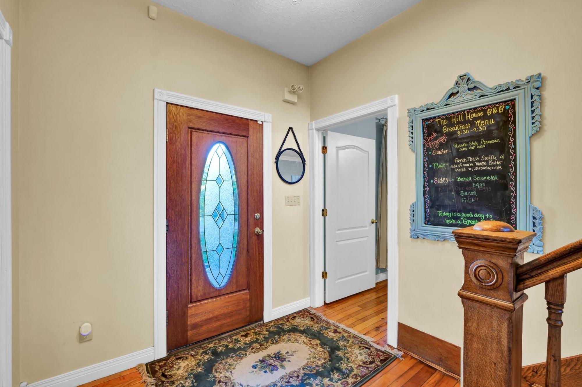 Hill House Bed And Breakfast Loretto Экстерьер фото